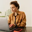 De ce tot mai mulți freelanceri își înființează PFA-ul direct cu SOLO