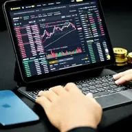 Vrei să investești în criptomonede? Vezi cum rămâi la curent cu noutățile de pe piața cripto