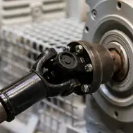 Axe și articulații cardanice: sfaturi practice pentru buna funcționare în domeniul industrial