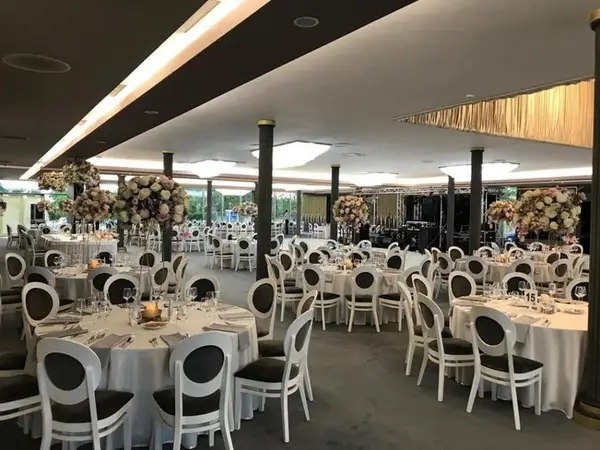 Diplomatic Event Center