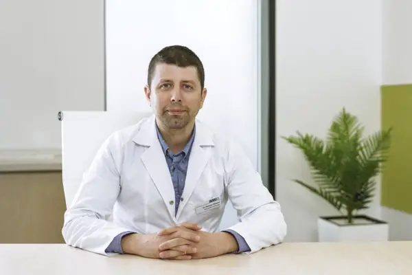 Shanazo Dhimitri - doctor