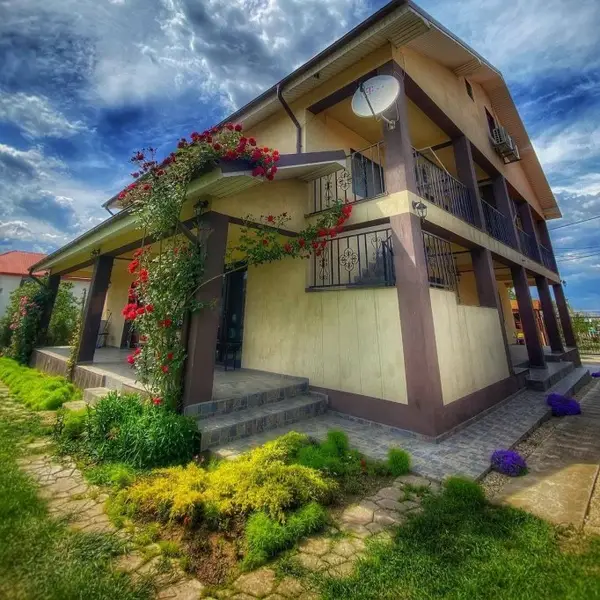 Casa cu Flori