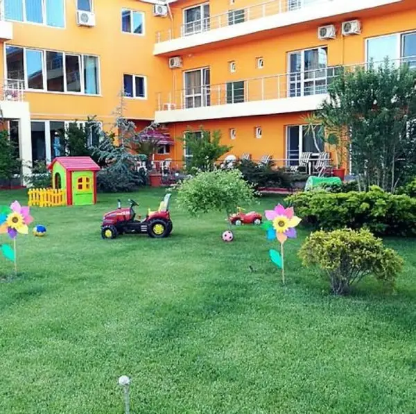 Vila Oranj
