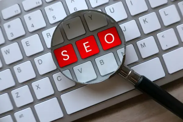 Impactul serviciilor de optimizare SEO asupra afacerilor din Constanța