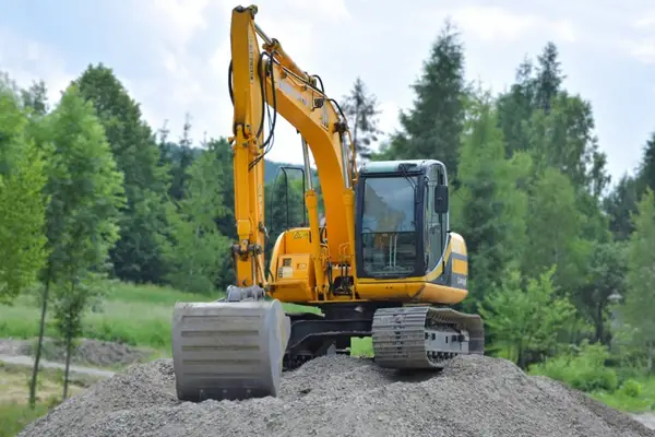 Închirieri utilaje Constanța, soluția ideală pentru construcții moderne